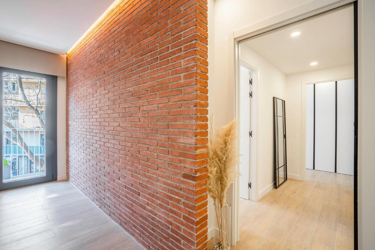 Apartsnoubcn Equador Les Corts バルセロナ エクステリア 写真
