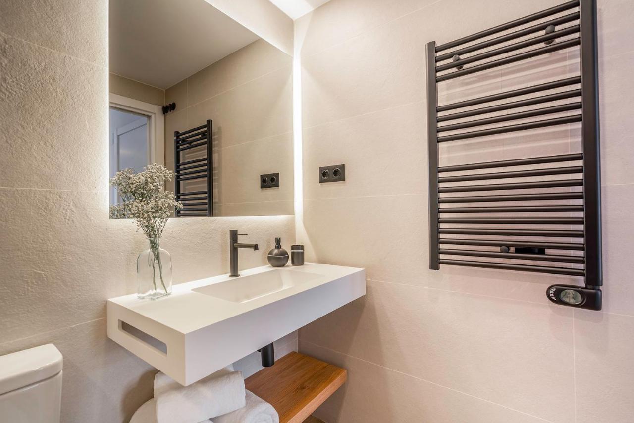 Apartsnoubcn Equador Les Corts バルセロナ エクステリア 写真