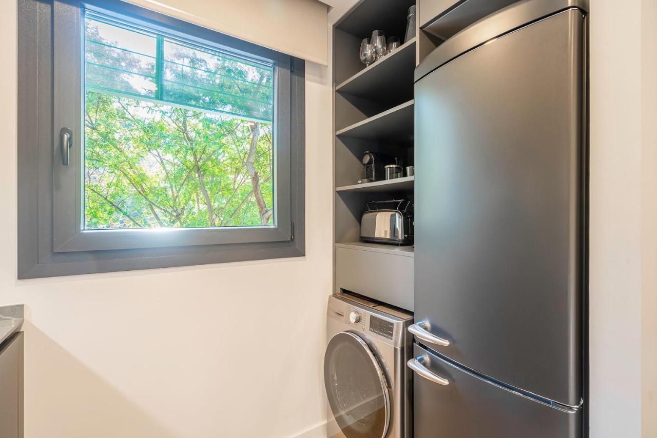 Apartsnoubcn Equador Les Corts バルセロナ エクステリア 写真