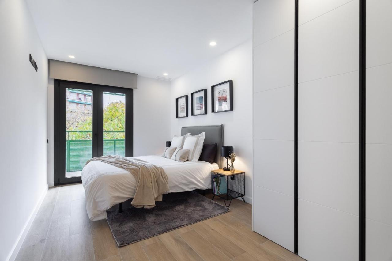 Apartsnoubcn Equador Les Corts バルセロナ エクステリア 写真