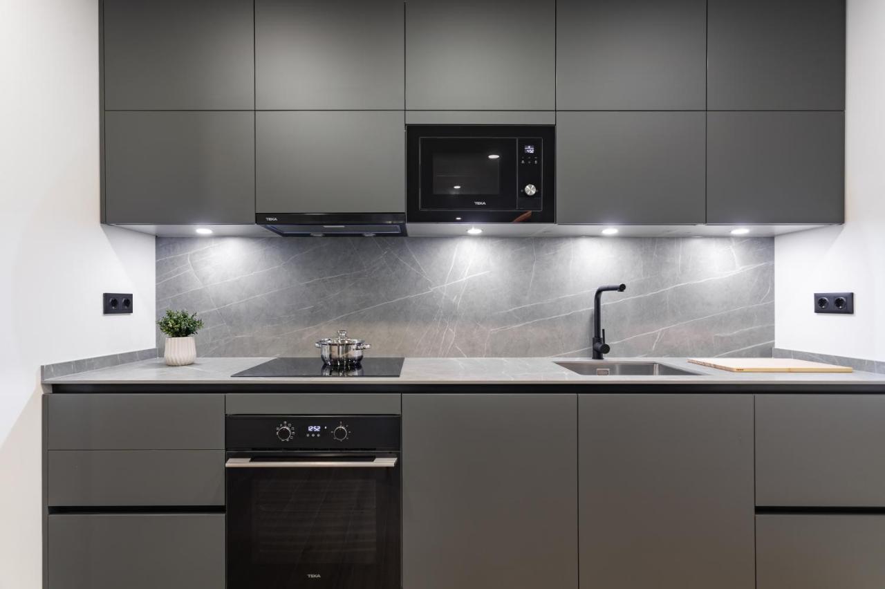 Apartsnoubcn Equador Les Corts バルセロナ エクステリア 写真